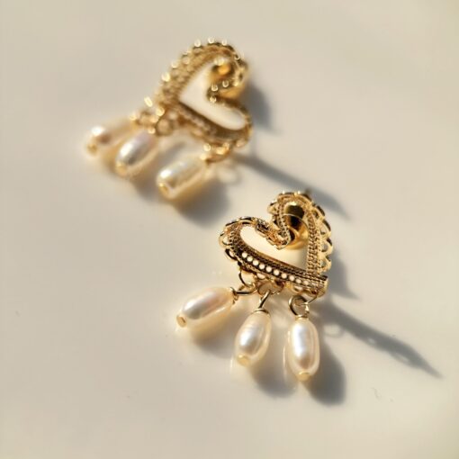 Sugar Lace Drops