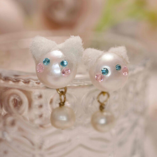 Fluffy Cat Glow Earrings